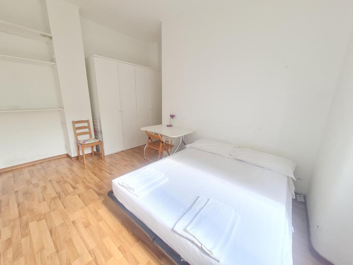 Santa Maria Valle Apartment Milan Exterior photo
