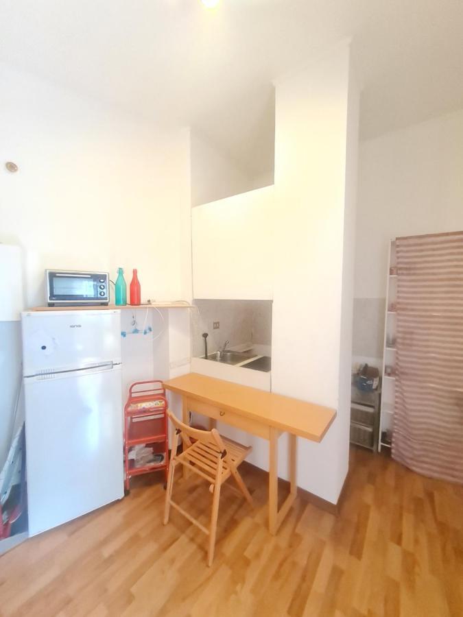 Santa Maria Valle Apartment Milan Exterior photo
